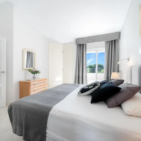 E04 Jardines 1 - Sitio de Calahonda