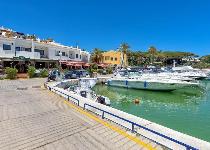 E04 Jardines 1 - Sitio de Calahonda