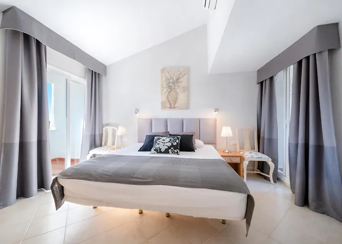 E04 Jardines 1 - Lägenhet *